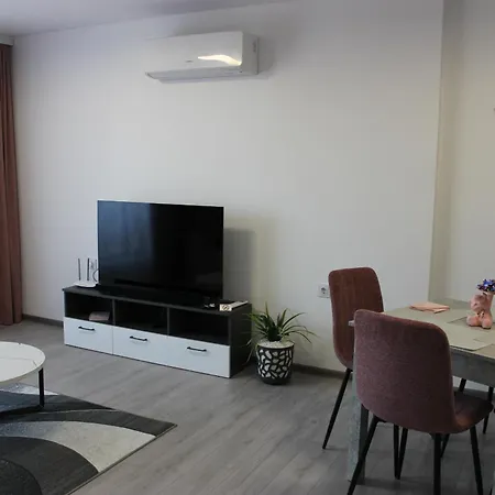 Candy 26 فيلينغراد